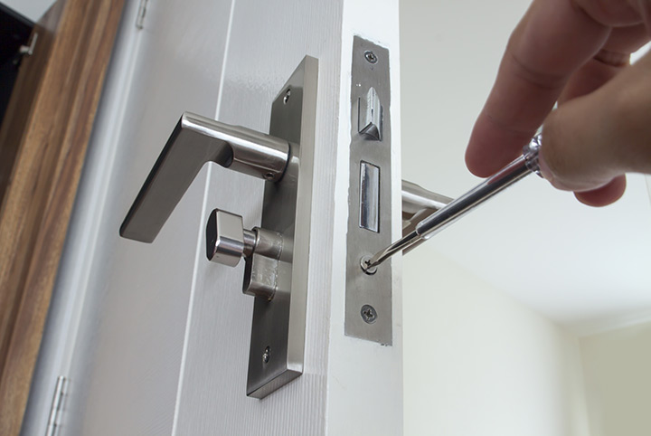 Our local locksmiths are able to repair and install door locks for properties in Stamford Hill and the local area.